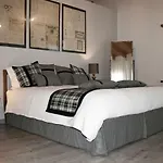 Oda ve Kahvaltı Rocambola Nogara